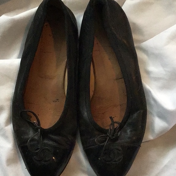 Chanel flats - Picture 1 of 5